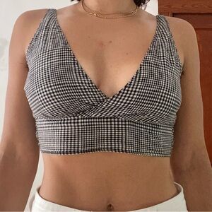 Abercrombie crop top, size small